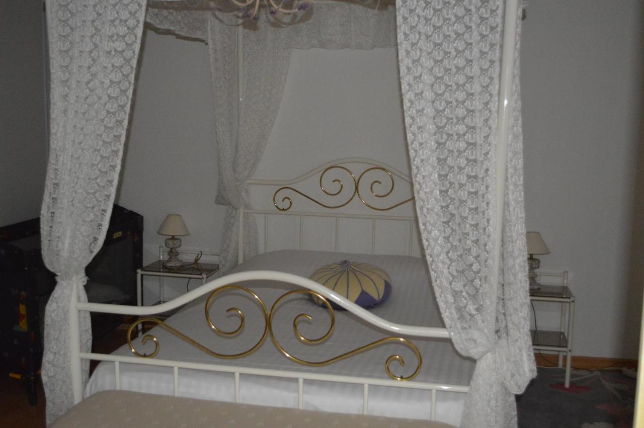 Les Gites De La Chapiniere Chateauvieux  ภายนอก รูปภาพ