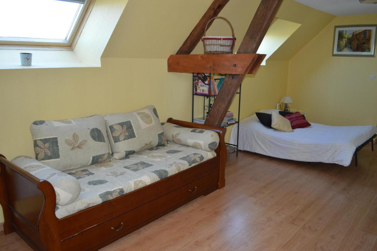 Les Gites De La Chapiniere Chateauvieux  ภายนอก รูปภาพ